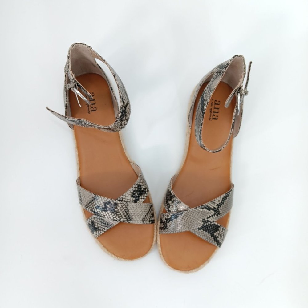 A.N.A GRAY BLAZE SNAKESKIN PRINT SANDALS SIZE 9M - Picture 12 of 16